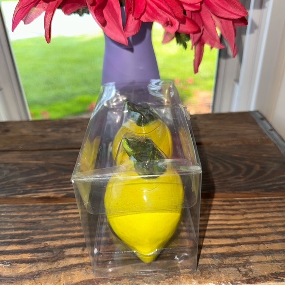 Lemon Salt and Pepper Shakers New with Tag - Picture 8 of 10